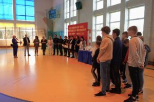 Laureaci Turnieju wraz z Organizatorami.