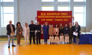 Laureaci Turnieju wraz z Organizatorami.
