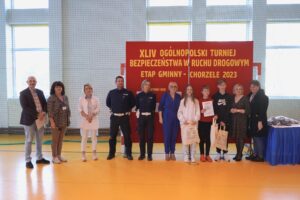 Laureaci Turnieju wraz z Organizatorami.